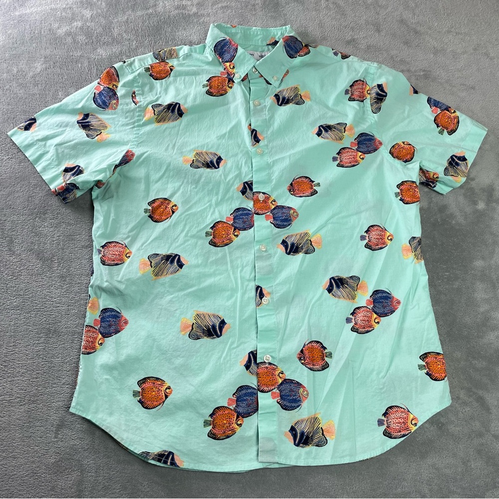 Old Navy Men Button Up Shirt Size Large Slim Fit Tropical Fish Blue Short Sleeve